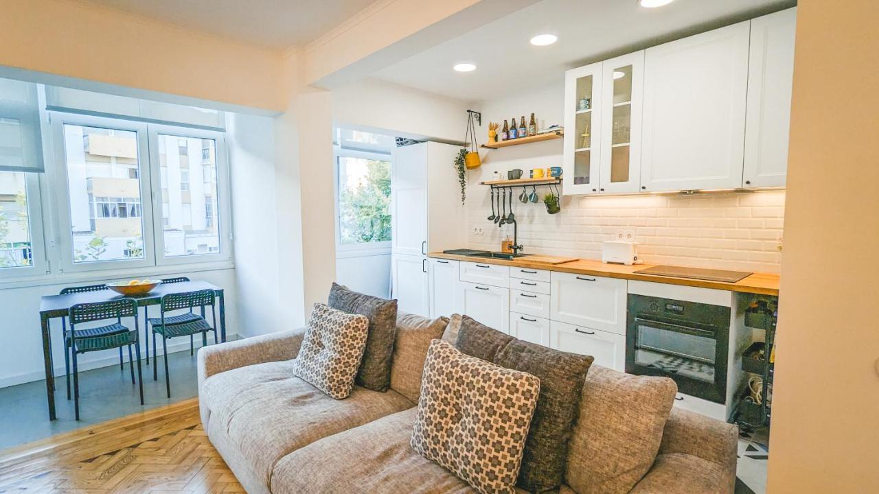 Апартаменты Apartejo River Tagus View Повуа-де-Санта-Ирия Экстерьер фото